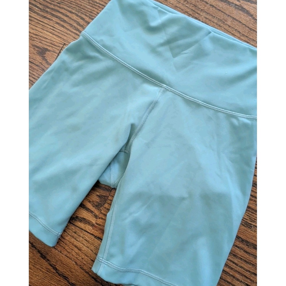 lululemon athletica High-Rise Bike Shorts in Sage Green
